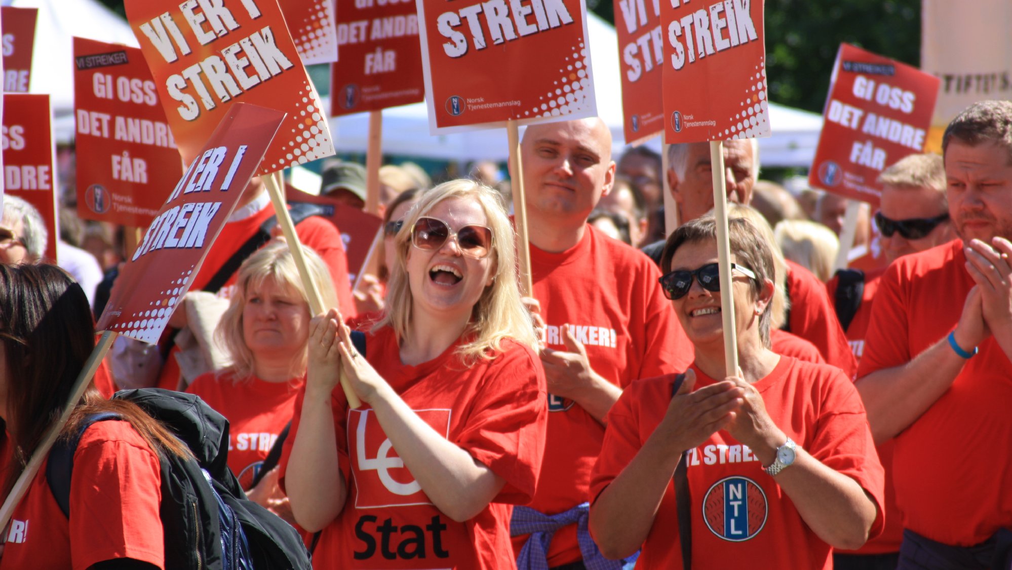 Statsansatte demonstrerer på Youngstorget 30. mai 2012 i forbindelse med streiken.